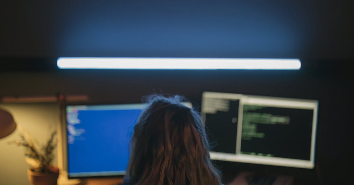 経営者が最初に入れる3つのコネクターを解説するイメージ