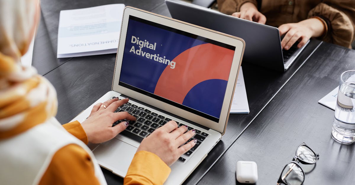 Instagram検索対策 — カルーセルとリールの役割分担